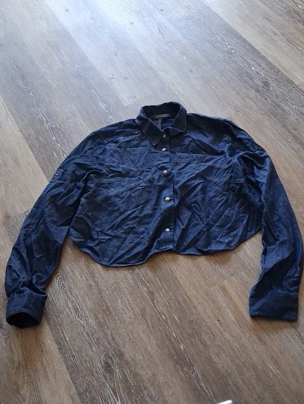 BCBGMaxAzria Navy Cropped Button-Front Jean Jacket
